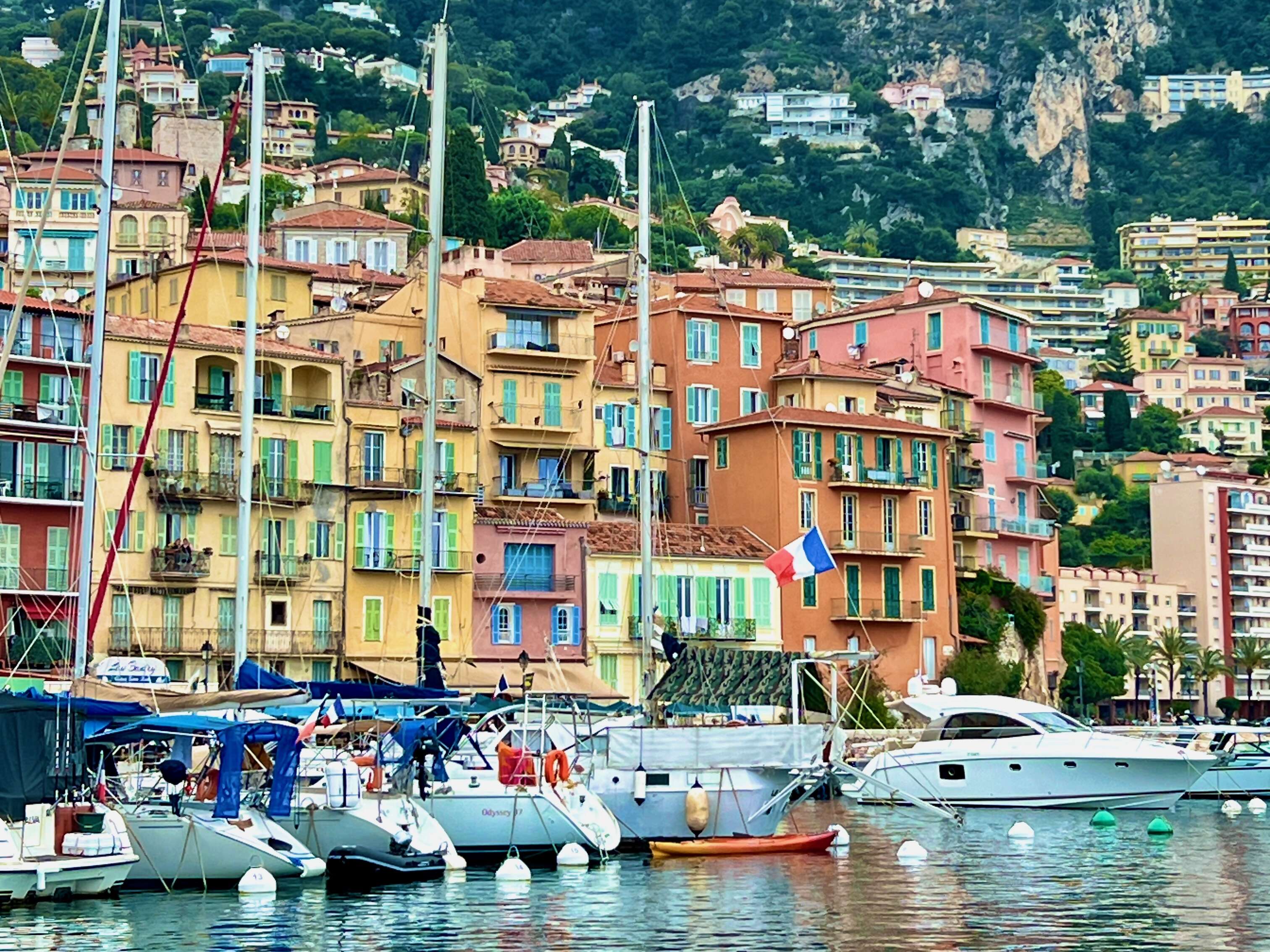 Top 10 Souvenirs from the French Riviera